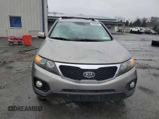 2011 Kia Sorento LX with VIN 5XYKTCA13BG168687, listed as a Copart auction lot 49266065 with 125,786 mi miles and Salvage Title. Bid and sale history available at DreamBid. Image 5.