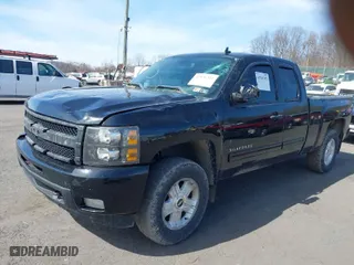 2011 Chevrolet Silverado 1500 LT with VIN 1GCRKSE39BZ364156, listed as a IAAI auction lot 41836392 with 167,227 mi miles. Bid and sale history available at carsss.com. Image 2.
