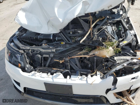 2019 Land Rover Range Rover Sport HSE with VIN SALWR2RV8KA814865, listed as a Copart auction lot 52390825 with 45,795 mi miles and Salvage Title. Bid and sale history available at carsss.com. Image 12.