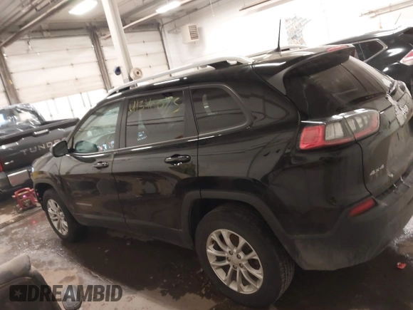 2020 Jeep Cherokee Latitude with VIN 1C4PJMCB6LD651548, listed as a IAAI auction lot 41340075 with 102,812 mi miles. Bid and sale history available at carsss.com. Image 14.