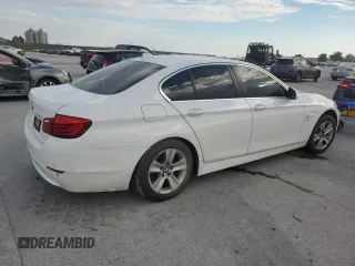 2012 BMW 5 Series 528i xDrive z VIN WBAXH5C50CDW04329, wystawiony jako Copart lot #84813424 z przebiegiem Nie podano mil oraz Szkoda całkowita • Salvage title. Historia ofert i sprzedaży dostępna na DreamBid. Obrazek 3.