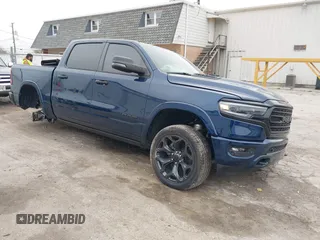 2024 Ram 1500 Limited с VIN 1C6SRFHT2RN229108, выставлен на аукционе IAAI как лот 40960283 с пробегом 16 654 миль миль и . История ставок и продаж доступна на DreamBid. Изображение 1.