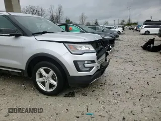 2017 Ford Explorer XLT z VIN 1FM5K8D81HGE35946, wystawiony jako Copart lot #55264305 z przebiegiem 157 863 mil mil oraz Czysty tytuł • Clean title. Historia ofert i sprzedaży dostępna na DreamBid. Obrazek 14.