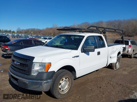 2014 Ford F-150 XL with VIN 1FTFX1CF3EKF27943, listed as a IAAI auction lot 41735025 with 248,005 mi miles. Bid and sale history available at carsss.com. Image 17.