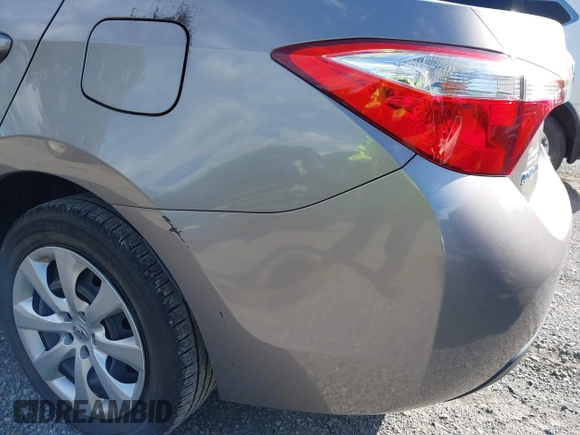 2015 Toyota Corolla L z VIN 2T1BURHE4FC331535, wystawiony jako IAAI lot #42318683 z przebiegiem 135 864 mil mil oraz . Historia ofert i sprzedaży dostępna na DreamBid. Obrazek 19.