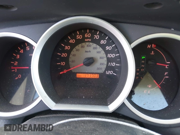 2005 Toyota Tacoma PreRunner z VIN 5TETU62N55Z086801, wystawiony jako IAAI lot #41699187 z przebiegiem 171 703 mil mil oraz . Historia ofert i sprzedaży dostępna na DreamBid. Obrazek 7.