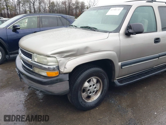 2003 Chevrolet Suburban LT z VIN 3GNFK16Z23G208162, wystawiony jako IAAI lot #41508649 z przebiegiem 329 695 mil mil oraz . Historia ofert i sprzedaży dostępna na DreamBid. Obrazek 6.