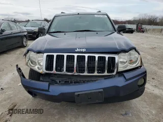 2005 Jeep Grand Cherokee Limited with VIN 1J4HR58NX5C529056, listed as a Copart auction lot 52637995 with 179,859 mi miles and Clean Title. Bid and sale history available at carsss.com. Image 5.