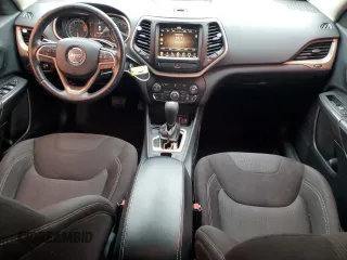 2016 Jeep Cherokee Latitude with VIN 1C4PJLCB7GW128303, listed as a Copart auction lot 53908255 with 104,098 mi miles and Clean title. Bid and sale history available at DreamBid. Image 8.