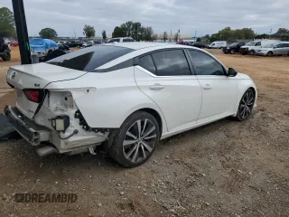 2020 Nissan Altima SR with VIN 1N4AL4CV2LC118537, listed as a Copart auction lot 80986854 with 67,146 mi miles and Salvage Title. Bid and sale history available at carsss.com. Image 3.