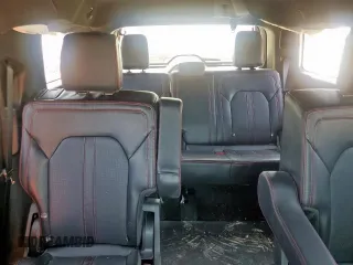 2022 Ford Expedition Limited z VIN 1FMJU2AT6NEA35712, wystawiony jako Copart lot #60910605 z przebiegiem 82 931 mil mil oraz Szkoda całkowita • Salvage title. Historia ofert i sprzedaży dostępna na DreamBid. Obrazek 10.
