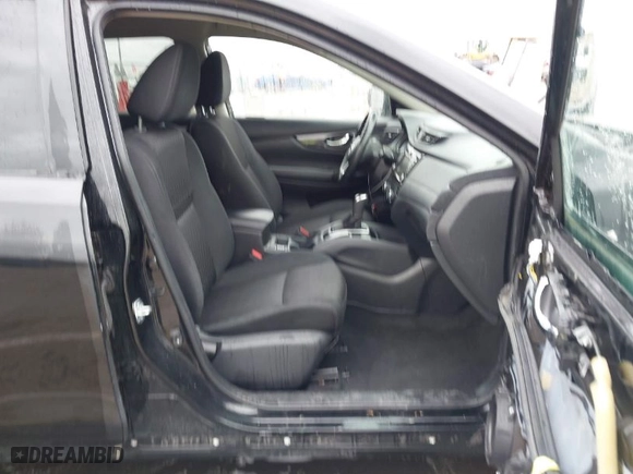 2018 Nissan Rogue S with VIN KNMAT2MTXJP600450, listed as a IAAI auction lot 41736000 with 137818 miles. Bid and sale history available at carsss.com. Image 5.