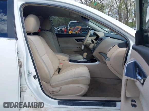 2013 Nissan Altima SL with VIN 1N4AL3AP1DC175943, listed as a IAAI auction lot 41986111 with 149,108 mi miles and . Bid and sale history available at DreamBid. Image 5.