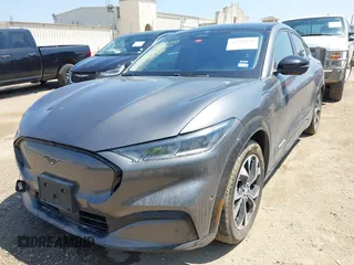 2023 Ford Mustang Mach-E Premium z VIN 3FMTK3SU3PMA83287, wystawiony jako IAAI lot #42329691 z przebiegiem Nie podano mil oraz . Historia ofert i sprzedaży dostępna na DreamBid. Obrazek 2.