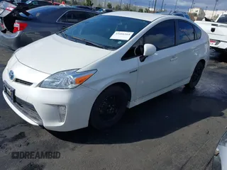 2015 Toyota Prius Four with VIN JTDKN3DU1F0427110, listed as a IAAI auction lot 41666164 with 110,782 mi miles. Bid and sale history available at carsss.com. Image 20.