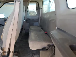 2001 Ford F-250 with VIN 3FTNX21L21MA60236, listed as a Copart auction lot 74987434 with 147,175 mi miles and Salvage title. Bid and sale history available at DreamBid. Image 10.