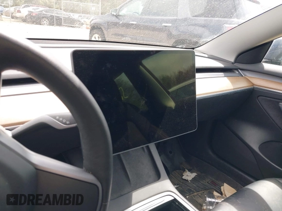 2022 Tesla Model 3 Long Range z VIN 5YJ3E1EB6NF260118, wystawiony jako IAAI lot #42139962 z przebiegiem 52 566 mil mil oraz . Historia ofert i sprzedaży dostępna na DreamBid. Obrazek 18.