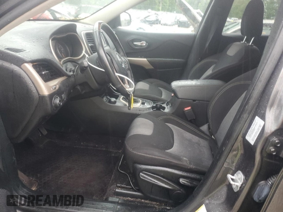 2018 Jeep Cherokee Latitude с VIN 1C4PJMCB7JD502546, выставлен на аукционе Copart как лот 58033135 с пробегом 72 535 миль миль и Списание • Salvage title. История ставок и продаж доступна на DreamBid. Изображение 7.