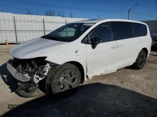 2023 Chrysler Pacifica Hybrid Limited с VIN 2C4RC1S77PR622562, выставлен на аукционе Copart как лот 53624185 с пробегом 32 160 миль миль и Списание • Salvage title. История ставок и продаж доступна на DreamBid. Изображение 1.