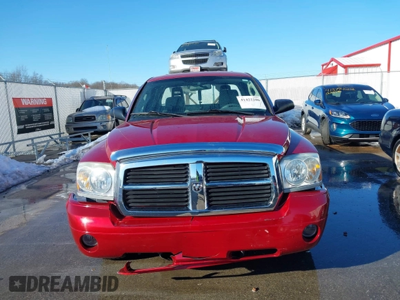 2006 Dodge Dakota SLT with VIN 1D7HE42K26S632608, listed as a IAAI auction lot 41422286 with 81,669 mi miles and . Bid and sale history available at carsss.com. Image 13.