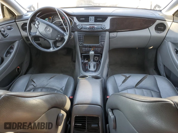 2008 Mercedes-Benz CLS 550 with VIN WDDDJ72X78A127146, listed as a Copart auction lot 43085125 with 162,953 mi miles and Non repairable. Bid and sale history available at DreamBid. Image 8.