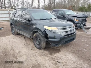 2014 Ford Explorer with VIN 1FM5K8B85EGB34739, listed as a IAAI auction lot 41405623 with 196,183 mi miles and . Bid and sale history available at carsss.com. Image 1.