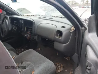 1998 Dodge Dakota SLT with VIN 1B7GL22X1WS615049, listed as a IAAI auction lot 41369967 with 259,598 mi miles and . Bid and sale history available at DreamBid. Image 5.