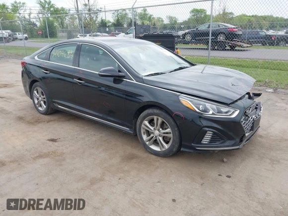 2018 Hyundai Sonata Sport with VIN 5NPE34AF0JH710477, listed as a IAAI auction lot 42104684 with 158,260 mi miles and . Bid and sale history available at carsss.com. Image 1.