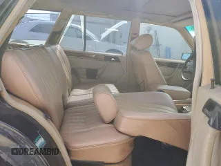 1987 Mercedes-Benz 300 with VIN WDBEB93D1HF041635, listed as a Copart auction lot 53718845 with 285,625 mi miles and Clean Title. Bid and sale history available at DreamBid. Image 10.