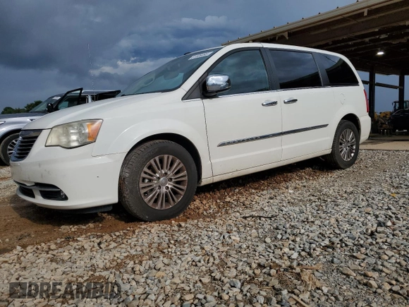 2011 Chrysler Town & Country Limited z VIN 2A4RR6DG5BR760287, wystawiony jako Copart lot #61506085 z przebiegiem 228 411 mil mil oraz Czysty tytuł • Clean title. Historia ofert i sprzedaży dostępna na DreamBid. Obrazek 1.