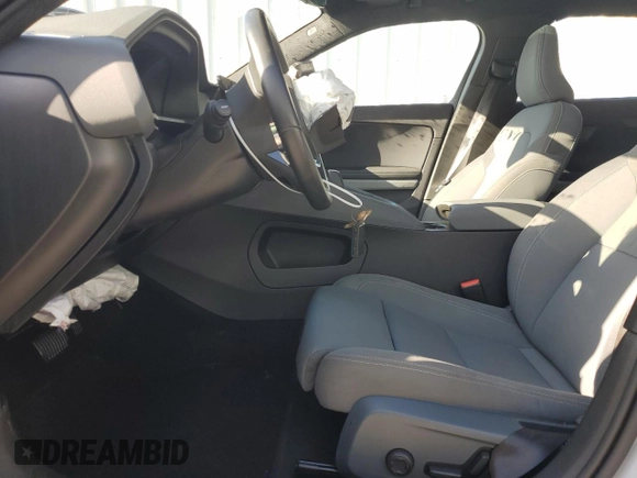 2023 Polestar 2 z VIN YSMEG3KA4PL135763, wystawiony jako Copart lot #57018415 z przebiegiem Nie podano mil oraz Nie do naprawy. Historia ofert i sprzedaży dostępna na DreamBid. Obrazek 7.