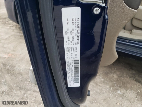 2015 Chrysler Town & Country Touring with VIN 2C4RC1BG7FR630191, listed as a Copart auction lot 86219654 with 147,380 mi miles and Clean Title. Bid and sale history available at carsss.com. Image 13.