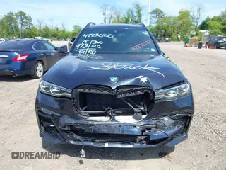 2019 BMW X7 xDrive40i z VIN 5UXCW2C5XKL084486, wystawiony jako IAAI lot #42230283 z przebiegiem 78 975 mil mil oraz . Historia ofert i sprzedaży dostępna na DreamBid. Obrazek 12.