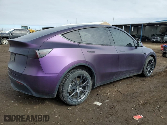2021 Tesla Model Y Long Range with VIN 5YJYGDEE5MF269466, listed as a Copart auction lot 45603795 with 70,924 mi miles and Salvage Title. Bid and sale history available at DreamBid. Image 3.