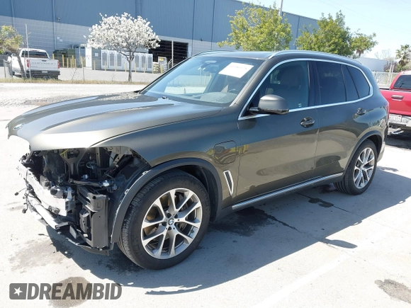 2021 BMW X5 xDrive45e with VIN 5UXTA6C02M9F01452, listed as a IAAI auction lot 41946575 with 37,868 mi miles. Bid and sale history available at carsss.com. Image 18.