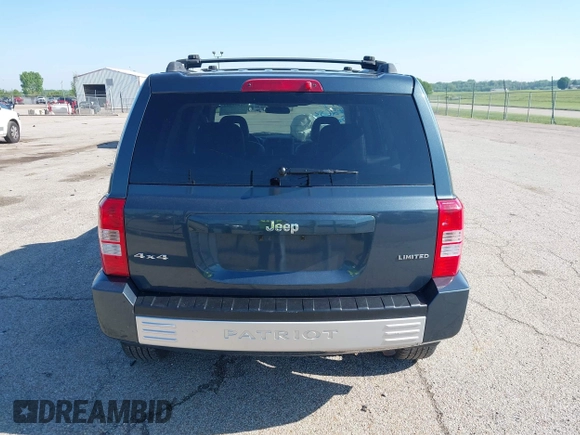 2007 Jeep Patriot Limited с VIN 1J8FF48W47D424723, выставлен на аукционе IAAI как лот 42266863 с пробегом 187 705 миль миль и . История ставок и продаж доступна на DreamBid. Изображение 16.