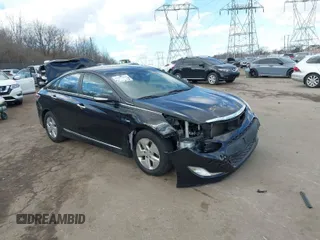 2012 Hyundai Sonata Hybrid with VIN KMHEC4A4XCA037198, listed as a IAAI auction lot 41675600 with 139,653 mi miles and . Bid and sale history available at DreamBid. Image 1.