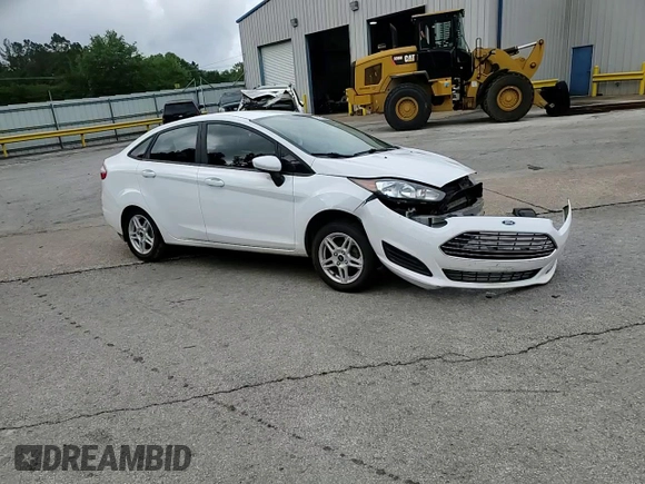 2019 Ford Fiesta SE z VIN 3FADP4BJ6KM112222, wystawiony jako Copart lot #54720095 z przebiegiem 73 492 mil mil oraz Szkoda całkowita • Salvage title. Historia ofert i sprzedaży dostępna na DreamBid. Obrazek 13.