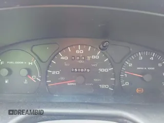 2002 Mercury Sable GS z VIN 1MEFM50U52G650143, wystawiony jako IAAI lot #42525337 z przebiegiem 151 079 mil mil oraz . Historia ofert i sprzedaży dostępna na DreamBid. Obrazek 7.