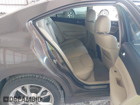 2012 Nissan Maxima S z VIN 1N4AA5AP0CC852206, wystawiony jako IAAI lot #42039174 z przebiegiem Nie podano mil oraz . Historia ofert i sprzedaży dostępna na DreamBid. Obrazek 8.