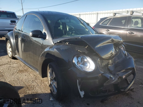 2008 Volkswagen New Beetle Coupe S with VIN 3VWPW31C38M518178, listed as a Copart auction lot 76160904 with 159,622 mi miles and Salvage Title. Bid and sale history available at carsss.com. Image 4.