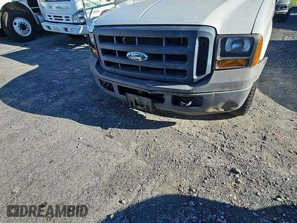 2007 Ford F-250 with VIN 1FDNF20557EA47058, listed as a IAAI auction lot 42631275 with 40,425 mi miles and . Bid and sale history available at DreamBid. Image 9.
