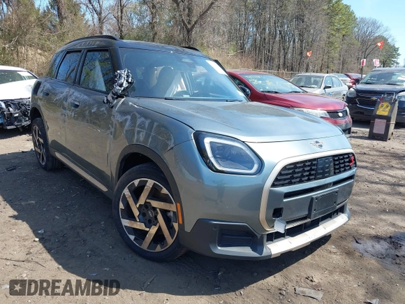 2025 MINI Countryman z VIN WMZ23GA02S7P85607, wystawiony jako IAAI lot #41982065 z przebiegiem 5269 mil mil oraz . Historia ofert i sprzedaży dostępna na DreamBid. Obrazek 1.