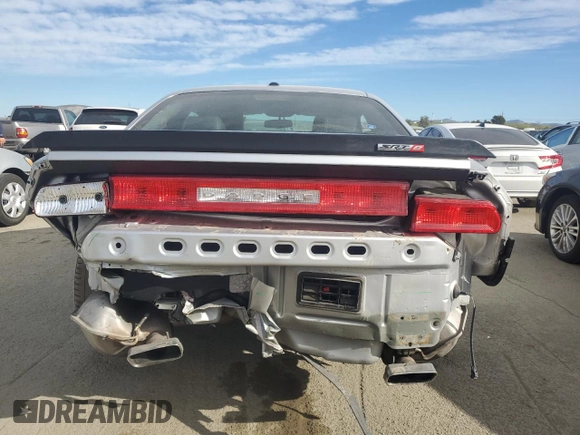 2010 Dodge Challenger SRT-8 with VIN 2B3CJ7DW4AH318204, listed as a Copart auction lot 86770904 with 91,830 mi miles and Salvage title. Bid and sale history available at DreamBid. Image 6.