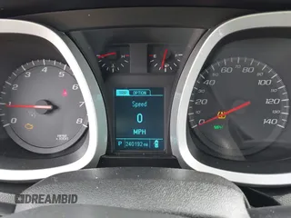 2017 Chevrolet Equinox LS z VIN 2GNALBEK5H1513091, wystawiony jako IAAI lot #42447922 z przebiegiem 240 192 mil mil oraz . Historia ofert i sprzedaży dostępna na DreamBid. Obrazek 7.