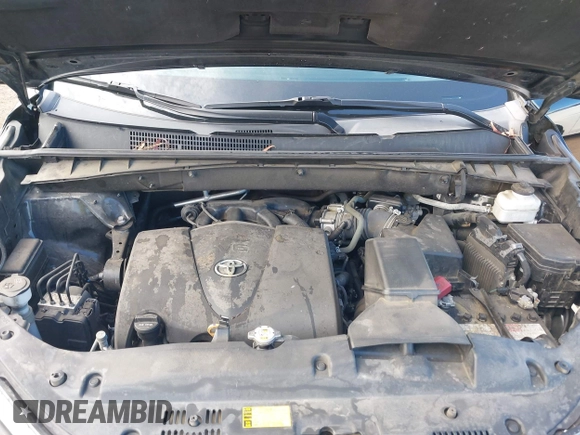2019 Toyota Highlander SE with VIN 5TDKZRFH9KS332308, listed as a IAAI auction lot 42659392 with 68,333 mi miles and . Bid and sale history available at DreamBid. Image 10.