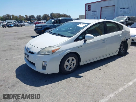 2010 Toyota Prius II z VIN JTDKN3DU8A0226619, wystawiony jako IAAI lot #42303693 z przebiegiem 123 068 mil mil oraz . Historia ofert i sprzedaży dostępna na DreamBid. Obrazek 17.