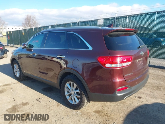 2016 Kia Sorento LX with VIN 5XYPGDA34GG128787, listed as a IAAI auction lot 41920884 with 70,417 mi miles. Bid and sale history available at carsss.com. Image 3.