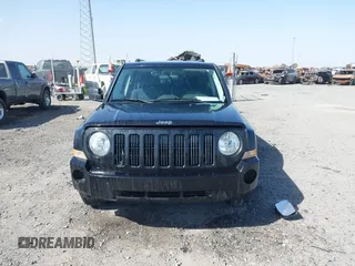 2009 Jeep Patriot Sport z VIN 1J4FF28B19D237025, wystawiony jako IAAI lot #41828514 z przebiegiem 141 410 mil mil oraz . Historia ofert i sprzedaży dostępna na DreamBid. Obrazek 12.