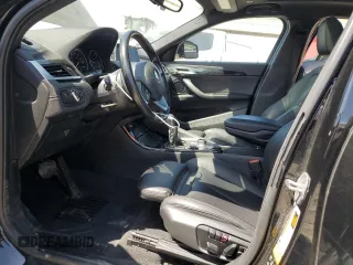 2018 BMW X2 xDrive28i z VIN WBXYJ5C38JEF69739, wystawiony jako Copart lot #53536005 z przebiegiem 109 643 mil mil oraz Szkoda całkowita • Salvage title. Historia ofert i sprzedaży dostępna na DreamBid. Obrazek 7.
